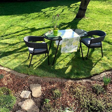 Ferienwohnung Zimmergruen Am Nordpark Monchengladbach Ngoại thất bức ảnh
